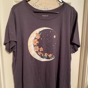 Torrid Classic Fit Tee in Charcoal